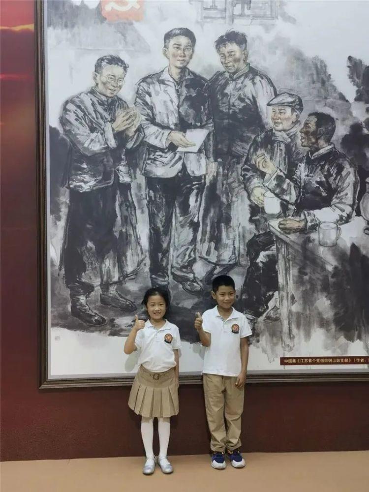 解疑答惑,青岛一大妈在市场遛狗不牵绳致咬伤男童,狗主人需要承担什么责任?为您解答